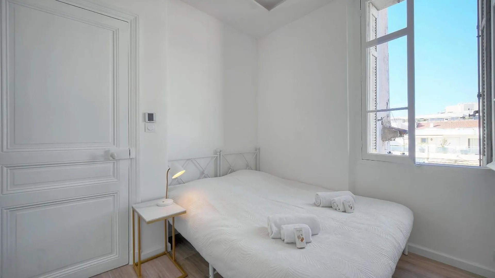 Exceptionnel 4 Pieces Balcon Carre D Or A3B129 Apartamento Cannes