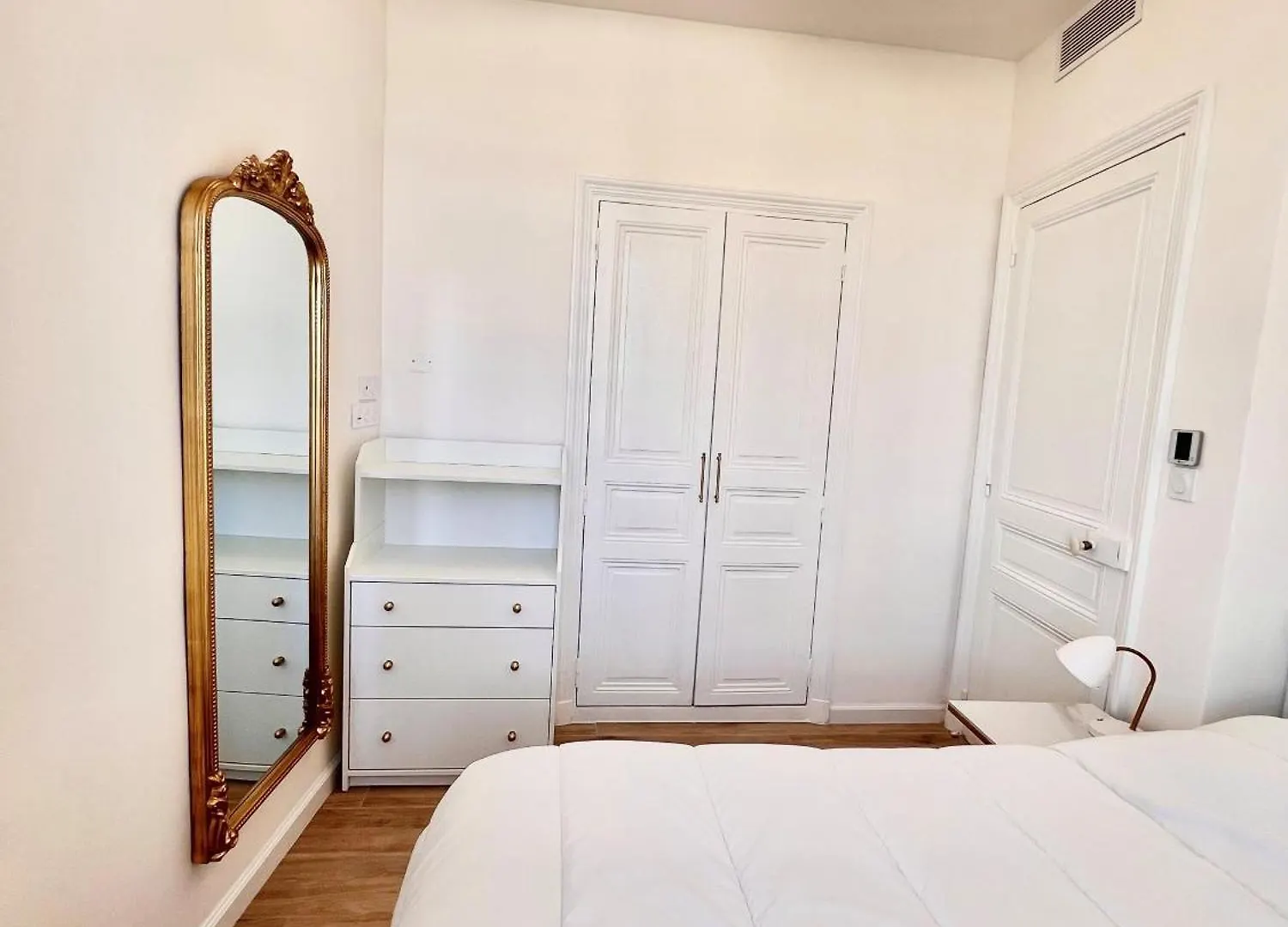 戛纳Exceptionnel 4 Pieces Balcon Carre D Or A3B129公寓 公寓 戛纳