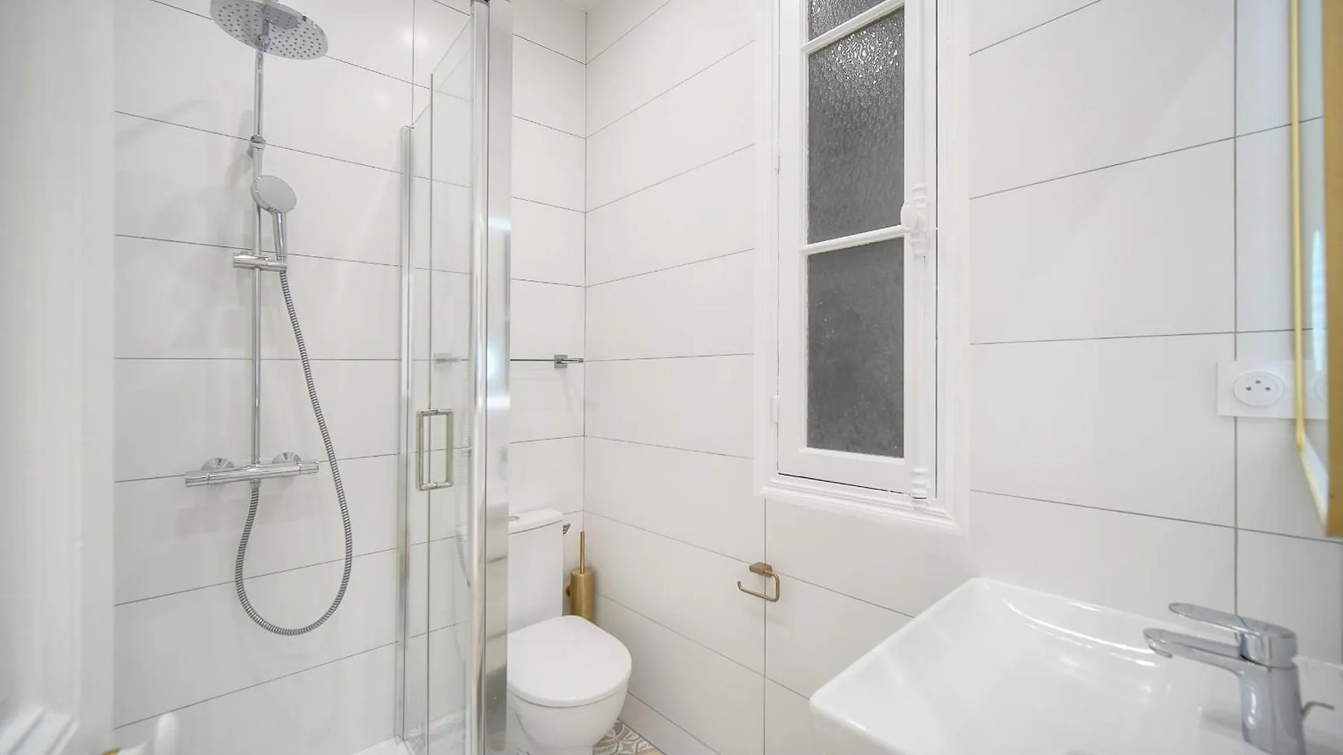 Exceptionnel 4 Pieces Balcon Carre D Or A3B129 Apartment Cannes