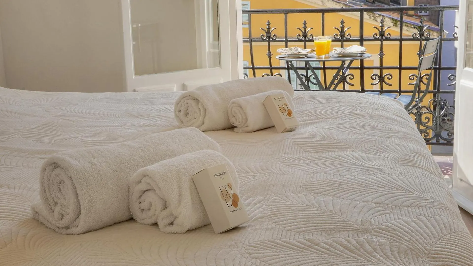 Exceptionnel 4 Pieces Balcon Carre D Or A3B129 Apartment Cannes France
