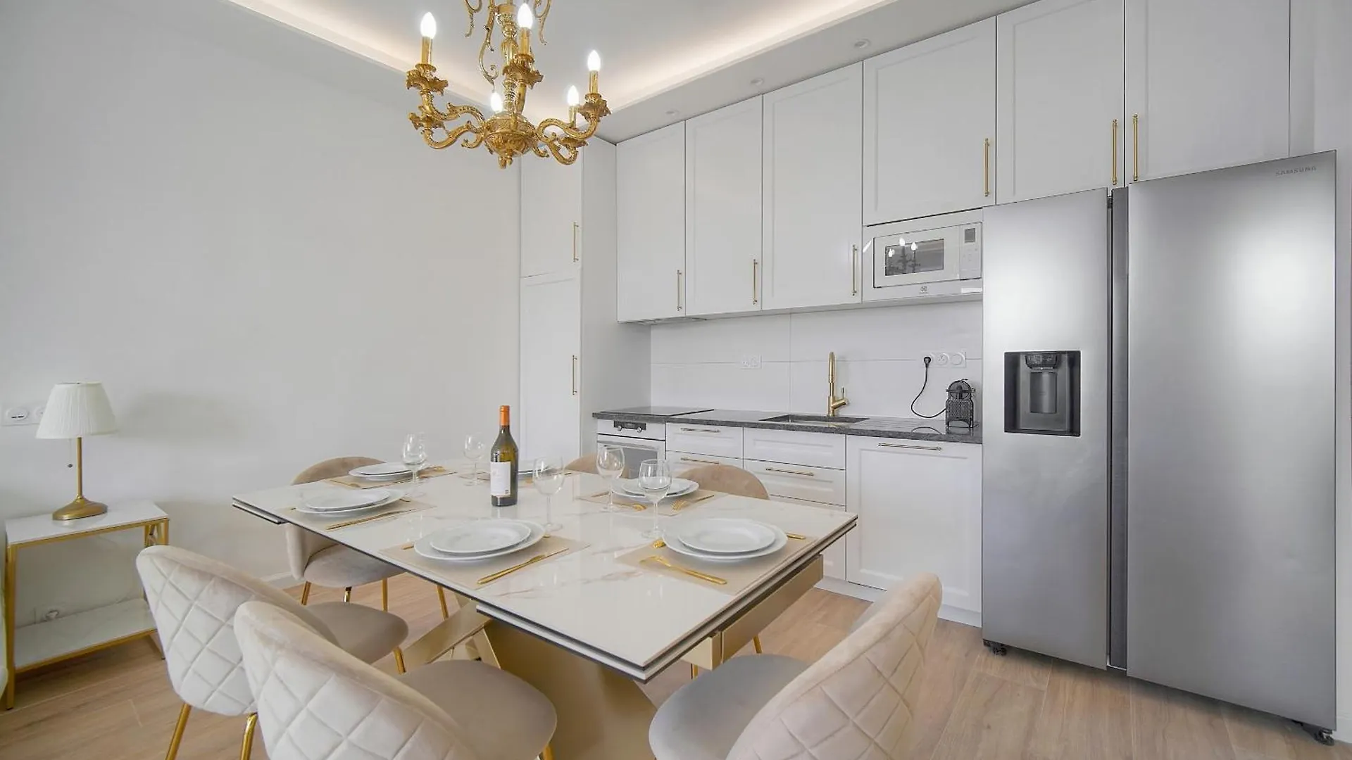 Exceptionnel 4 Pieces Balcon Carre D Or A3B129 Apartment Cannes