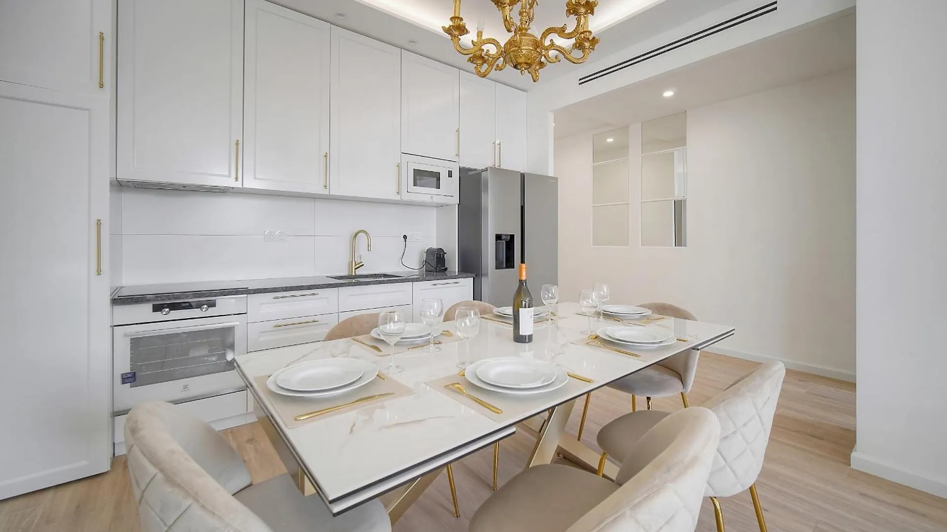 Exceptionnel 4 Pieces Balcon Carre D Or A3B129 Apartment Cannes